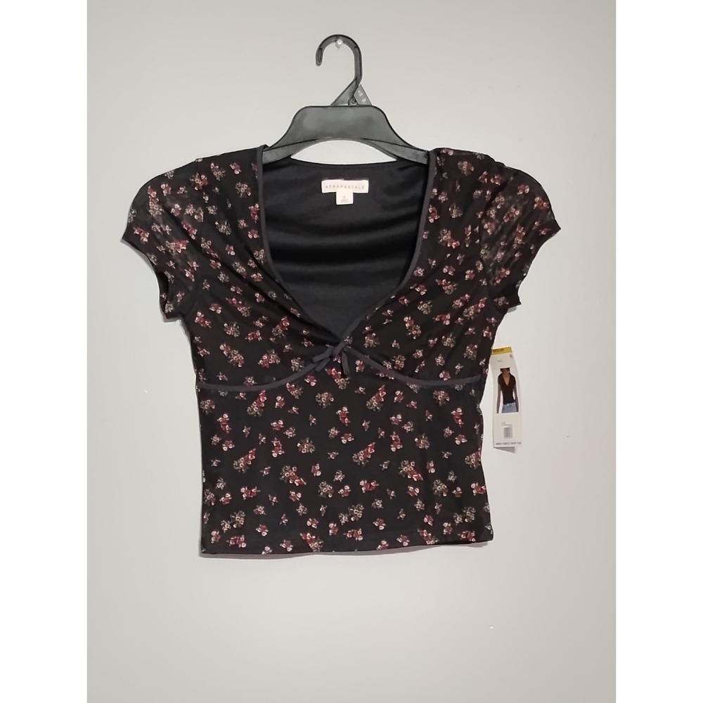 Aeropostale Mesh Vneck Crop Top Size Medium